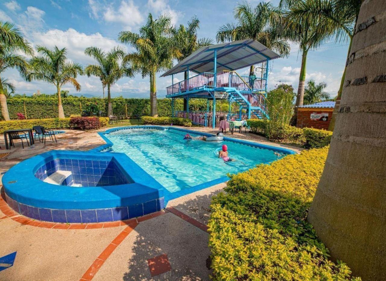 Hotel Campestre La Cecilia Montenegro Luaran gambar